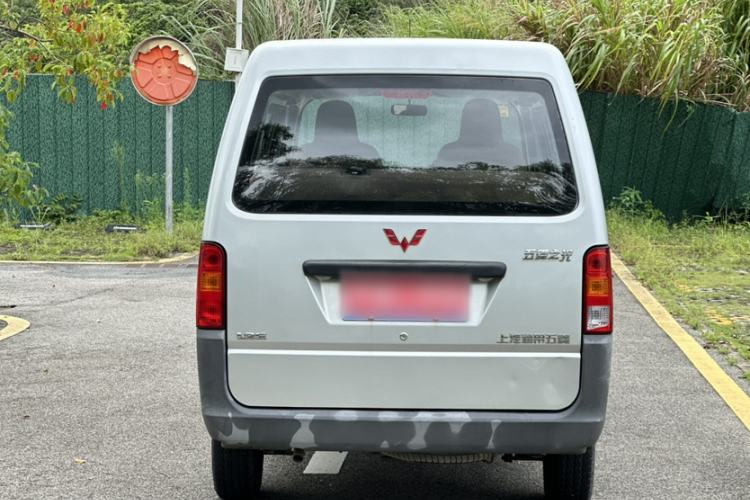 Used Wuling Zhiguang 2015 1.2L Practical LS-I Model Exterior 4