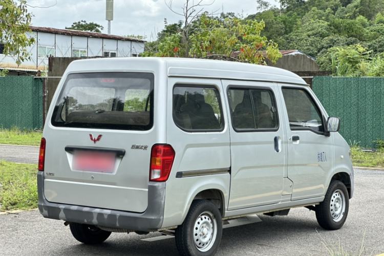 Used Wuling Zhiguang 2015 1.2L Practical LS-I Model Exterior 9