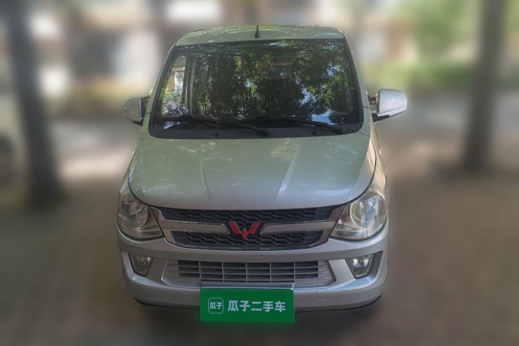 Used Wuling Zhiguang 2015 1.2L S Standard Model LSI Front