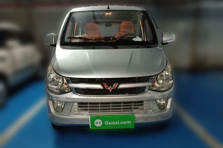 Used Wuling Zhiguang 2015 1.2L S Standard Model LSI Front