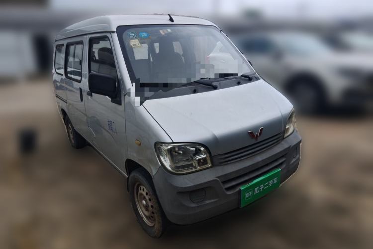 Used Wuling Zhiguang 2015 1.2L Standard Model LSI Front Right 45 Deg