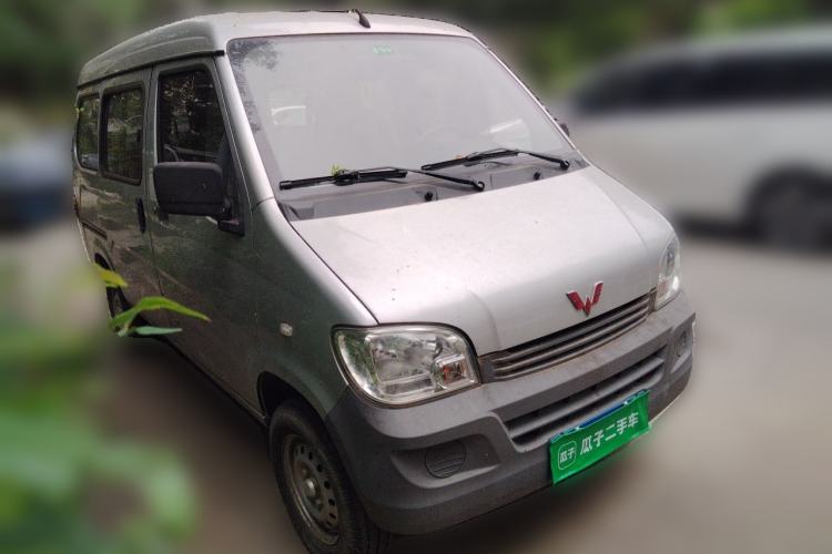 Used Wuling Zhiguang 2015 1.2L Practical LS-I Model Front Right 45 Deg