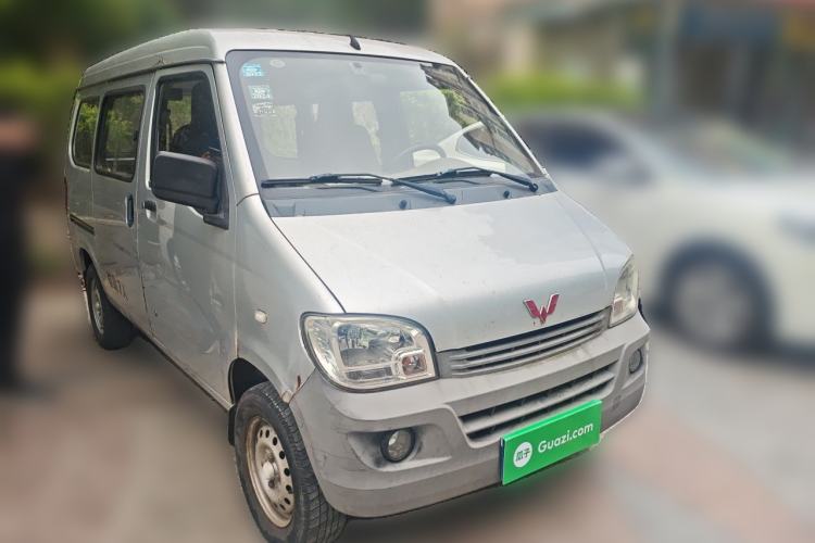 Used Wuling Zhiguang 2015 1.2L Practical LS-I Model Front Right 45 Deg