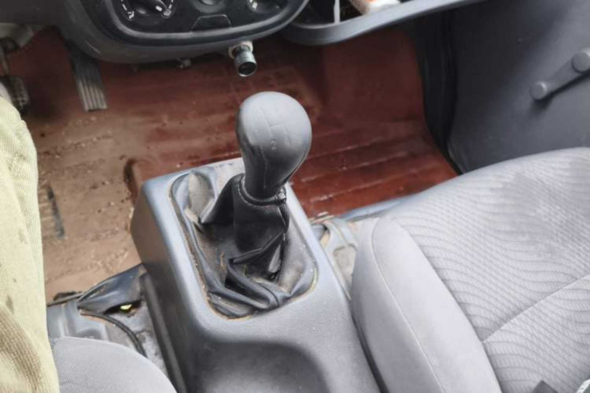Used Wuling Zhiguang 2015 1.2L S Practical Model LSI Gear Lever