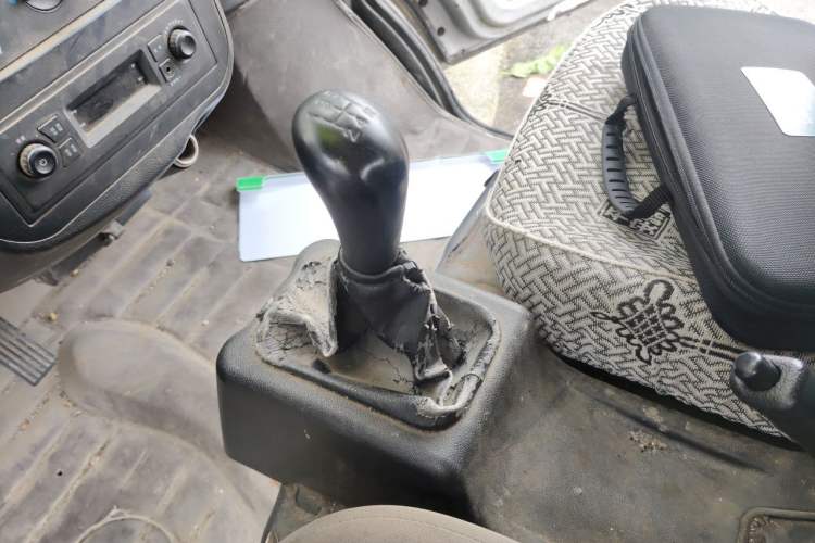 Used Wuling Zhiguang 2015 1.2L Practical LS-I Model Gear Lever