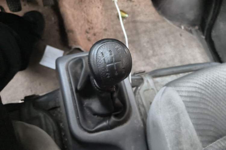 Used Wuling Zhiguang 2015 1.2L S Practical Model LSI Gear Lever