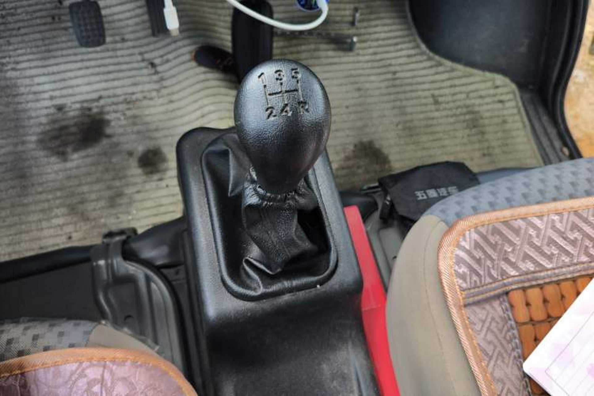 Used Wuling Zhiguang 2015 1.2L Practical LS-I Model Gear Lever