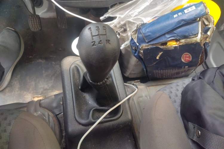 Used Wuling Zhiguang 2015 1.2L Practical LS-I Model Gear Lever