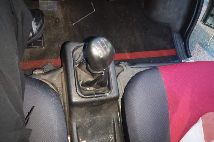 Used Wuling Zhiguang 2015 1.2L Practical LS-I Model Gear Lever
