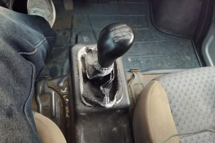 Used Wuling Zhiguang 2015 1.2L S Practical Model LSI Gear Lever