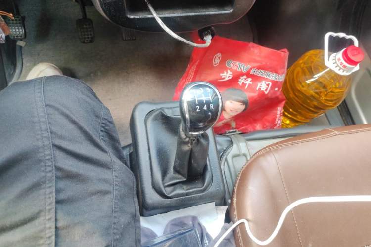 Used Wuling Zhiguang 2015 1.2L Practical LS-I Model Gear Lever