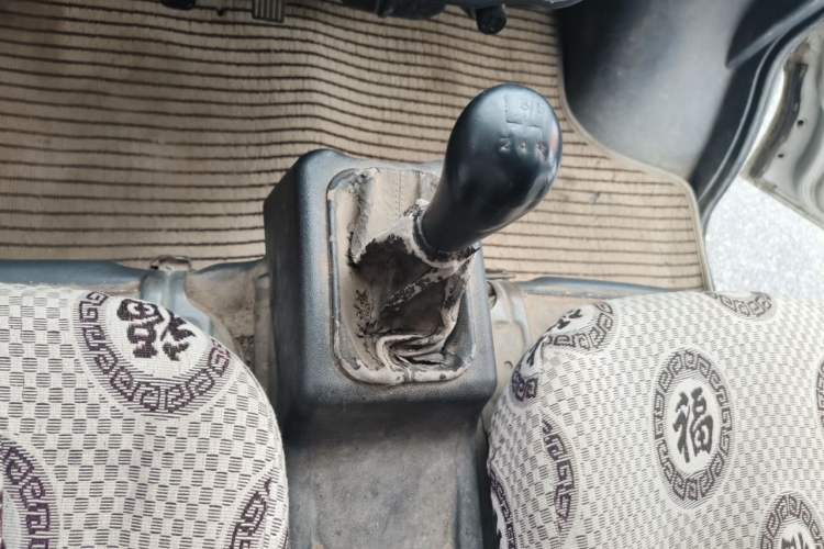 Used Wuling Zhiguang 2015 1.2L Practical LS-I Model Gear Lever
