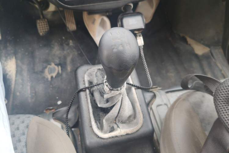 Used Wuling Zhiguang 2015 1.2L Practical LS-I Model Gear Lever
