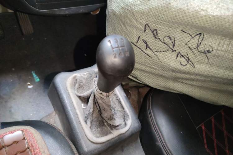 Used Wuling Zhiguang 2015 1.2L S Practical Model LSI Gear Lever