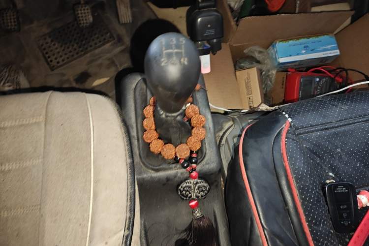Used Wuling Zhiguang 2015 1.2L S Practical Model LSI Gear Lever