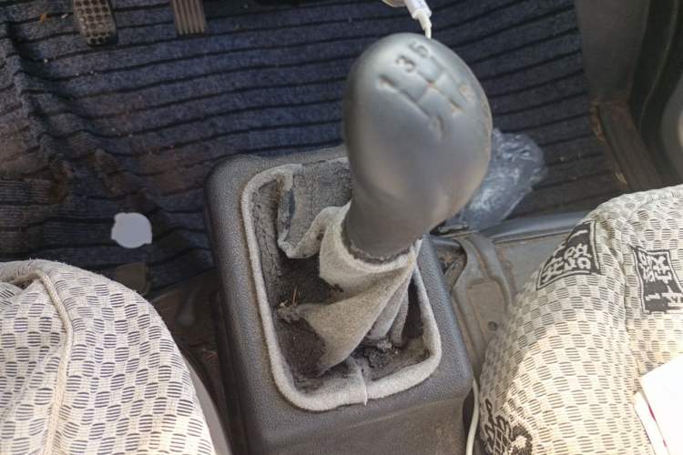 Used Wuling Zhiguang 2015 1.2L S Practical Model LSI Gear Lever