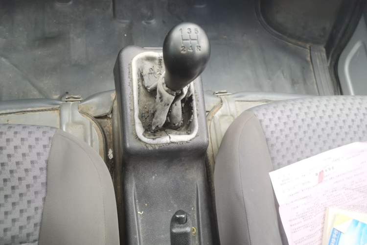 Used Wuling Zhiguang 2015 1.2L S Practical Model LSI Gear Lever