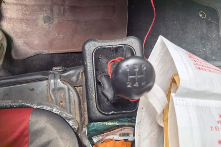 Used Wuling Zhiguang 2015 1.2L Practical LS-I Model Gear Lever