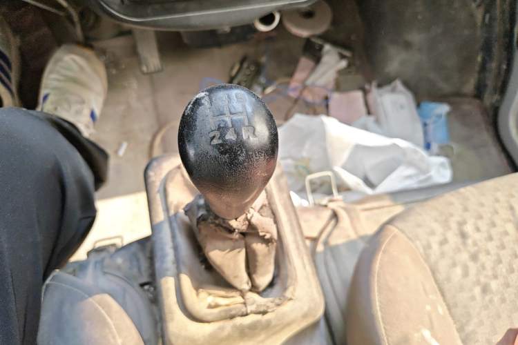Used Wuling Zhiguang 2015 1.2L Practical LS-I Model Gear Lever