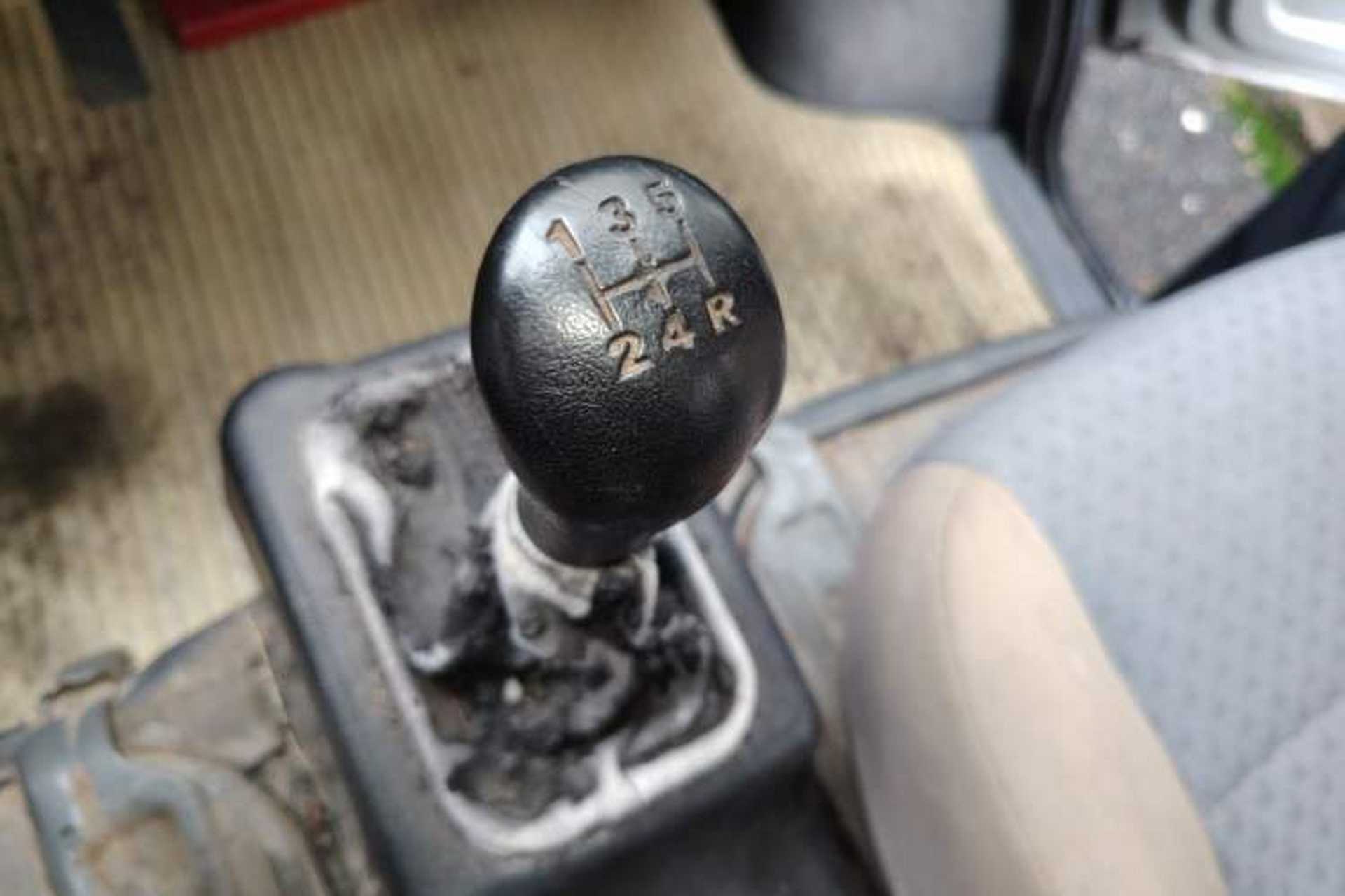 Used Wuling Zhiguang 2015 1.2L Practical LS-I Model Gear Lever
