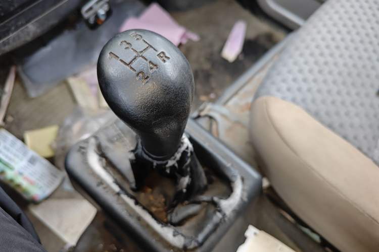 Used Wuling Zhiguang 2015 1.2L Practical LS-I Model Gear Lever