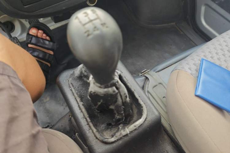 Used Wuling Zhiguang 2015 1.2L Practical LS-I Model Gear Lever