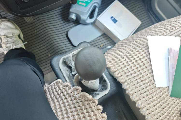 Used Wuling Zhiguang 2015 1.2L Practical LS-I Model Gear Lever