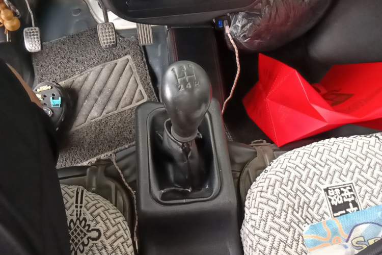 Used Wuling Zhiguang 2015 1.2L Practical LS-I Model Gear Lever