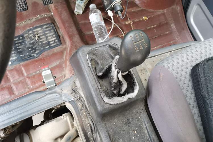 Used Wuling Zhiguang 2015 1.2L Practical LS-I Model Gear Lever