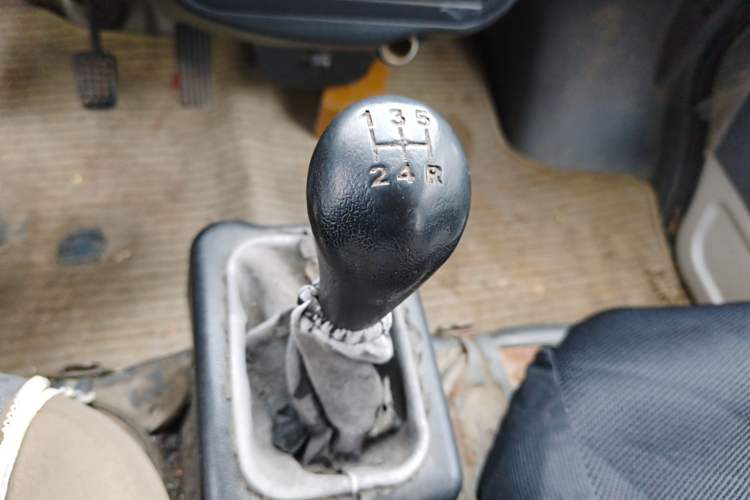 Used Wuling Zhiguang 2015 1.2L Practical LS-I Model Gear Lever