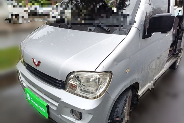 Used Wuling Zhiguang 2015 1.2L S Standard Model LSI Guazi used car, China used car export, Used car for sale, Used Wuling cars, Cheapest cars for sale