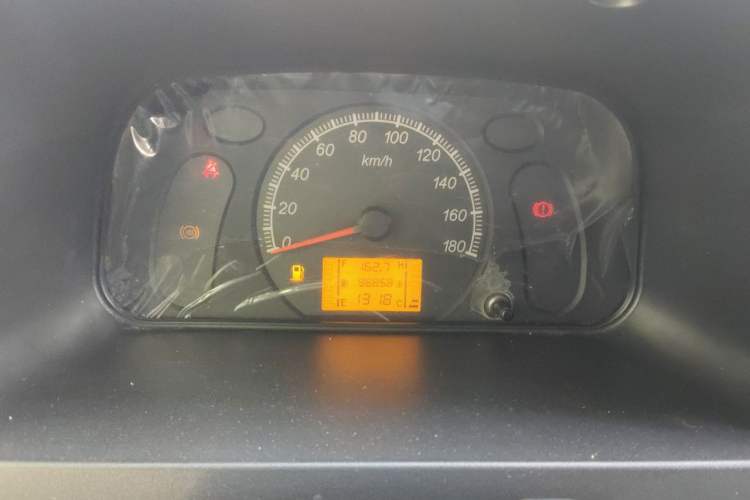 Used Wuling Zhiguang 2015 1.2L Practical LS-I Model Instrument Cluster