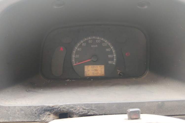 Used Wuling Zhiguang 2015 1.2L Practical LS-I Model Instrument Cluster