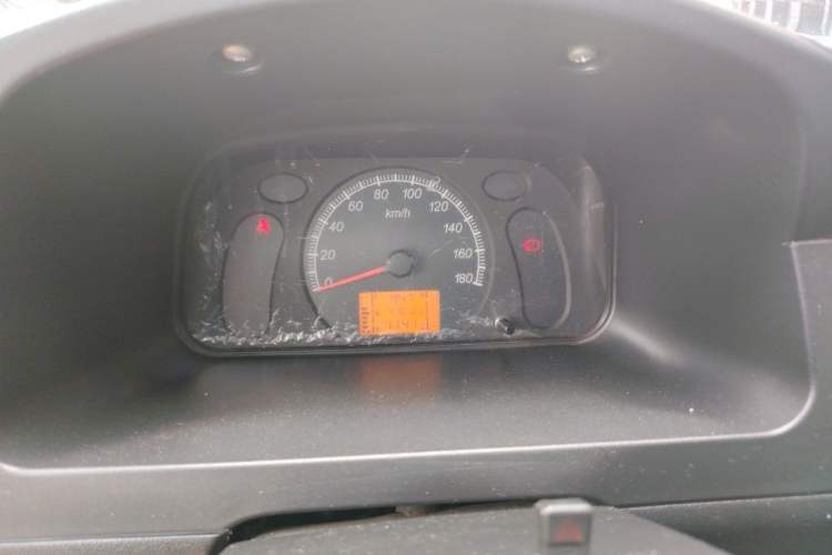 Used Wuling Zhiguang 2015 1.2L Standard Model LSI Instrument Cluster