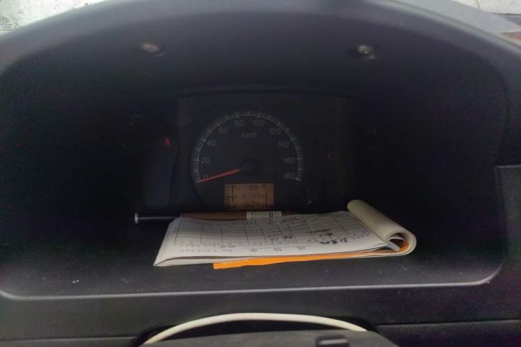 Used Wuling Zhiguang 2015 1.2L Practical LS-I Model Instrument Cluster