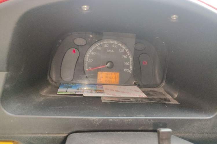 Used Wuling Zhiguang 2015 1.2L Practical LS-I Model Instrument Cluster
