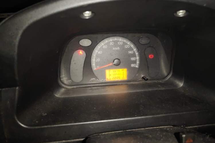 Used Wuling Zhiguang 2015 1.2L Practical LS-I Model Instrument Cluster