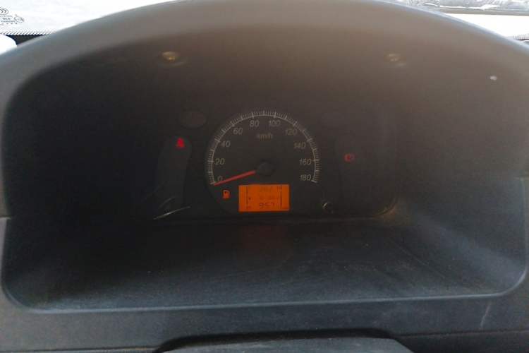 Used Wuling Zhiguang 2015 1.2L Practical LS-I Model Instrument Cluster