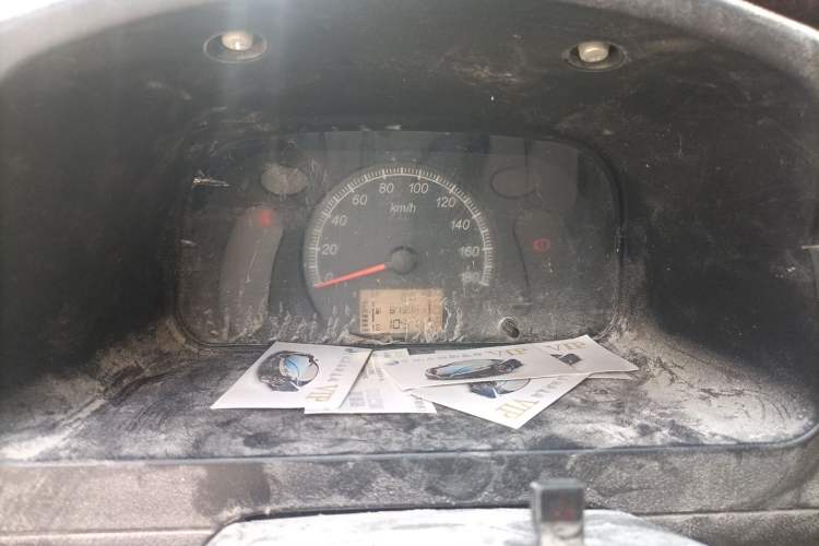 Used Wuling Zhiguang 2015 1.2L Practical LS-I Model Instrument Cluster