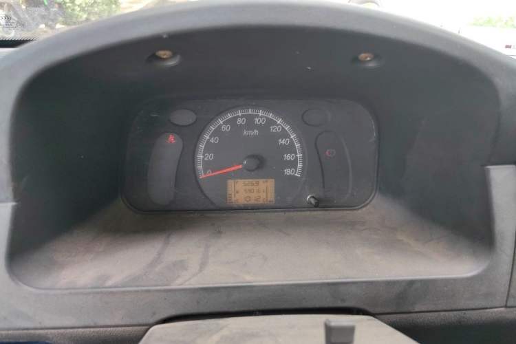 Used Wuling Zhiguang 2015 1.2L Practical LS-I Model Instrument Cluster