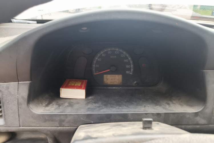 Used Wuling Zhiguang 2015 1.2L Practical LS-I Model Instrument Cluster