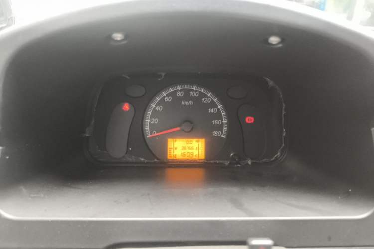 Used Wuling Zhiguang 2015 1.2L S Practical Model LSI Instrument Cluster