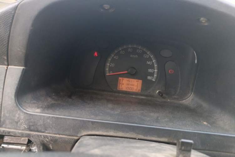 Used Wuling Zhiguang 2015 1.2L Practical LS-I Model Instrument Cluster