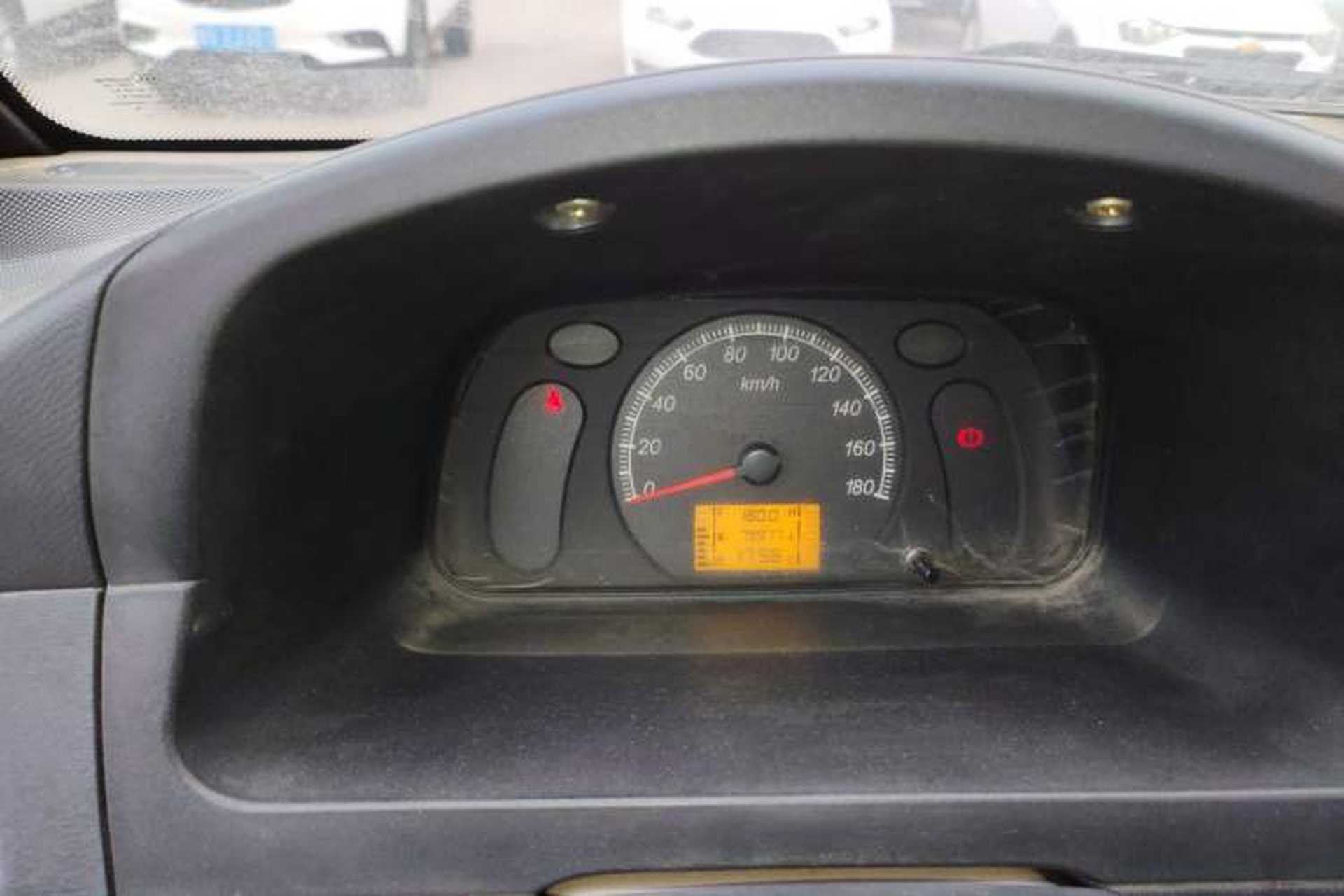 Used Wuling Zhiguang 2015 1.2L Practical LS-I Model Instrument Cluster