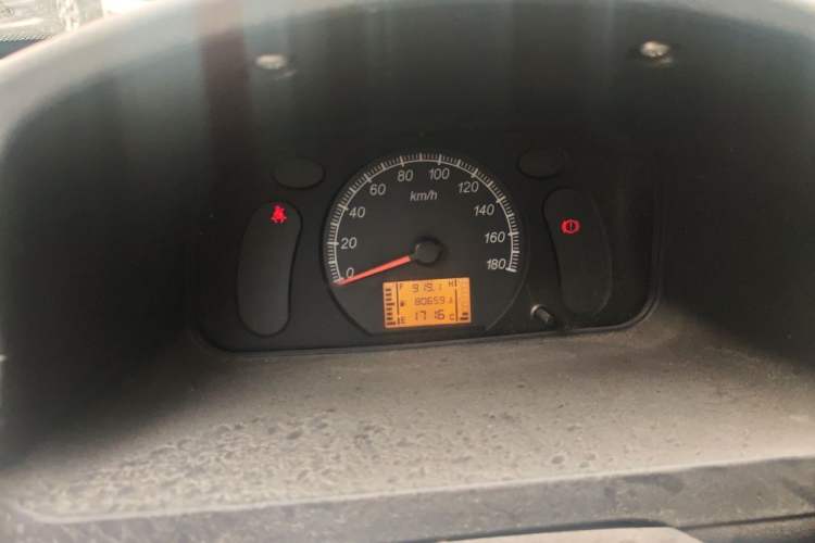 Used Wuling Zhiguang 2015 1.2L Practical LS-I Model Instrument Cluster