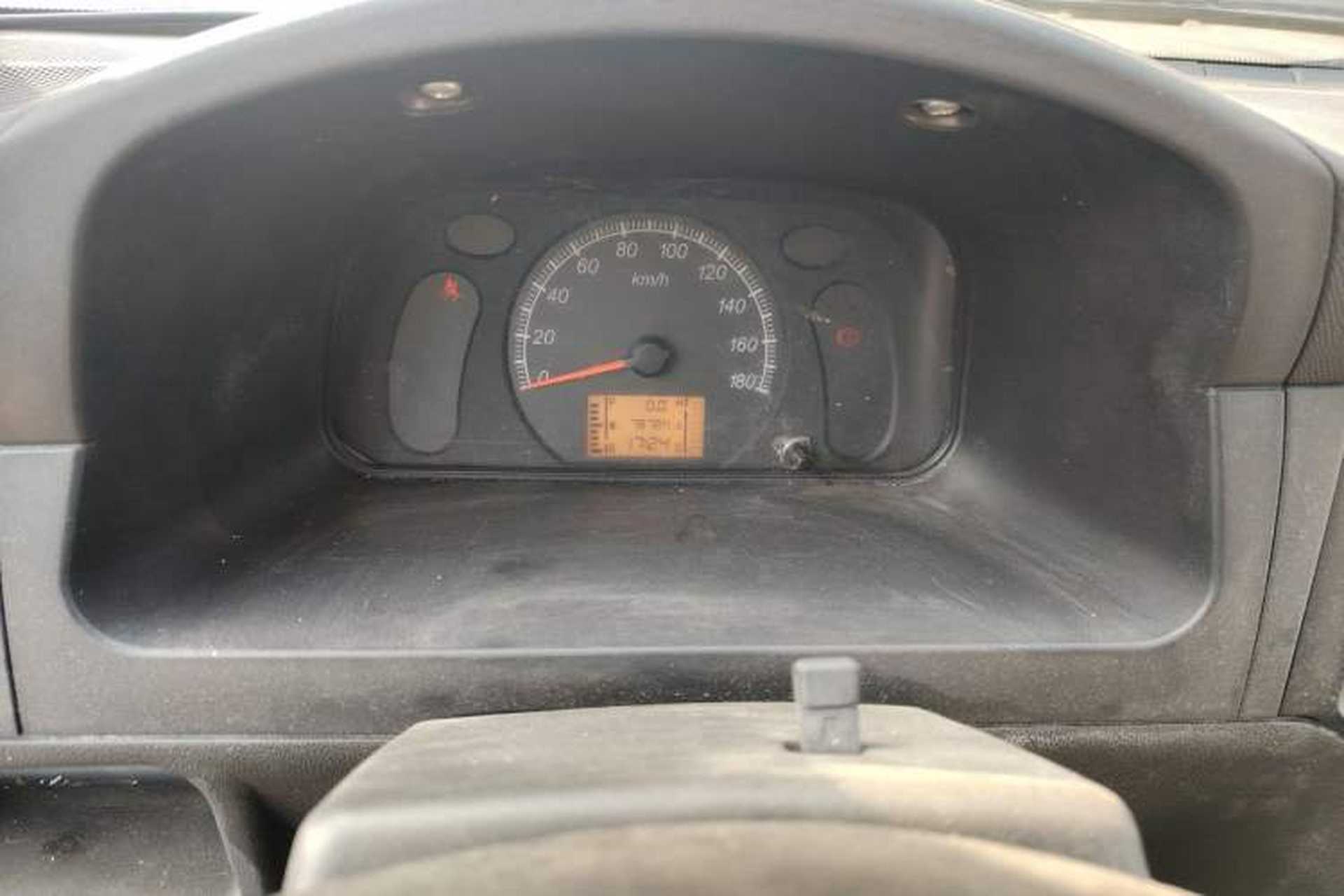 Used Wuling Zhiguang 2015 1.2L Practical LS-I Model Instrument Cluster