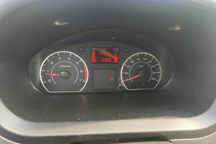 Used Wuling Zhiguang 2015 1.2L S Practical Model LSI Instrument Cluster