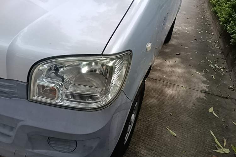 Used Wuling Zhiguang 2015 1.2L Practical LS-I Model Left Front Headlight