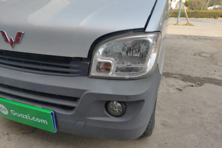 Used Wuling Zhiguang 2015 1.2L Practical LS-I Model Left Front Headlight