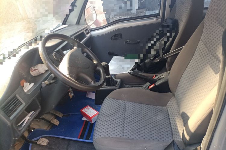 Used Wuling Zhiguang 2015 1.2L Practical LS-I Model Left Front Seat